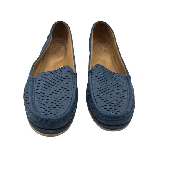 Naturalizer Size 10M Stylist Comfortable Perforated Blue Leather Loafers - Picture 3 of 7